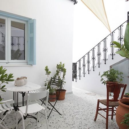 Live In Athens, Thiseio Historic House Exterior photo