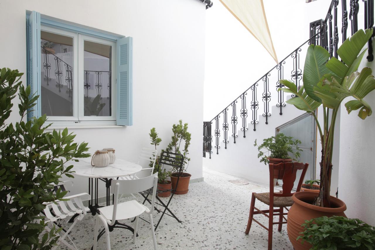 Live In Athens, Thiseio Historic House Exterior photo