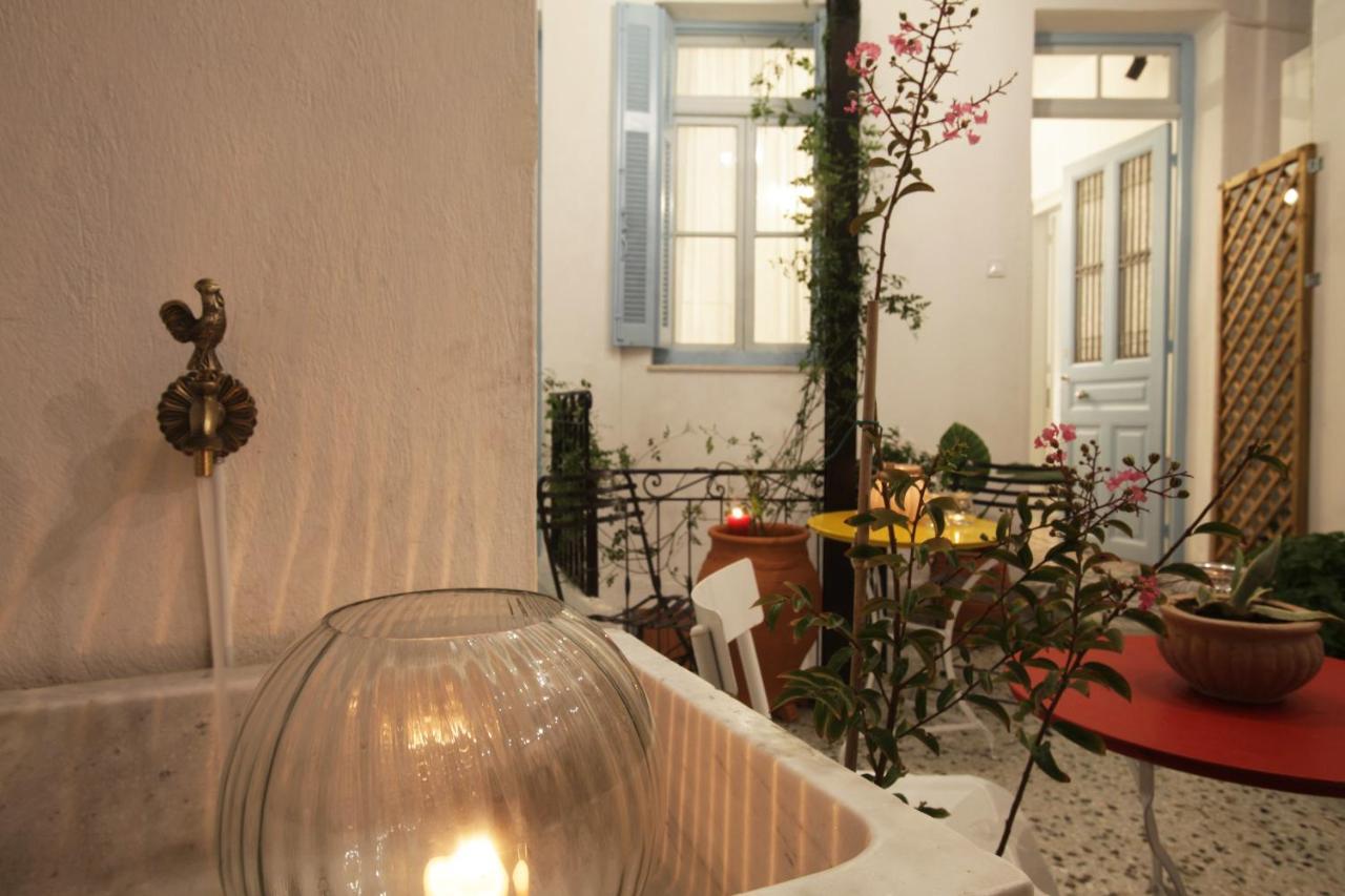 Live In Athens, Thiseio Historic House Exterior photo
