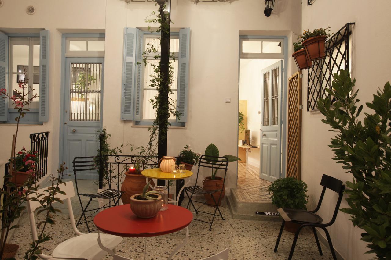 Live In Athens, Thiseio Historic House Exterior photo